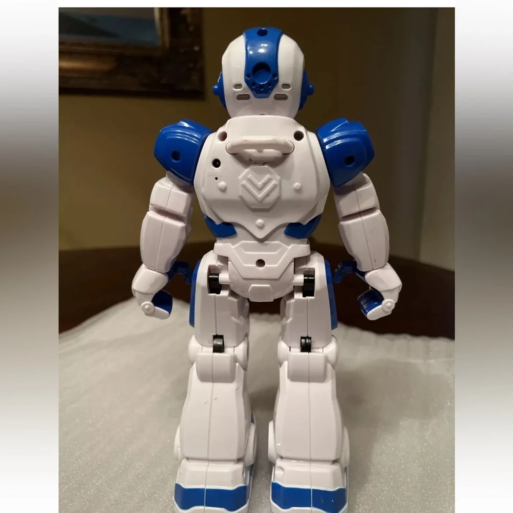 Xtrem Bots Smart Bot Hi-Tech Robot USB Charge 50 Actions - Picture 4 of 7